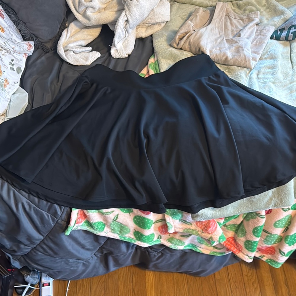 SHEIN Black Skater Mini Skirt Casual